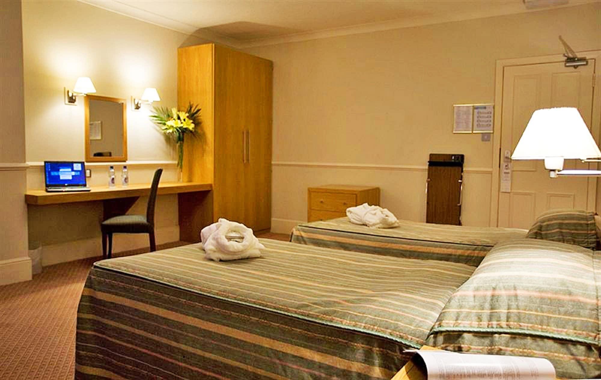 Cavendish Hotel Истбурн Экстерьер фото