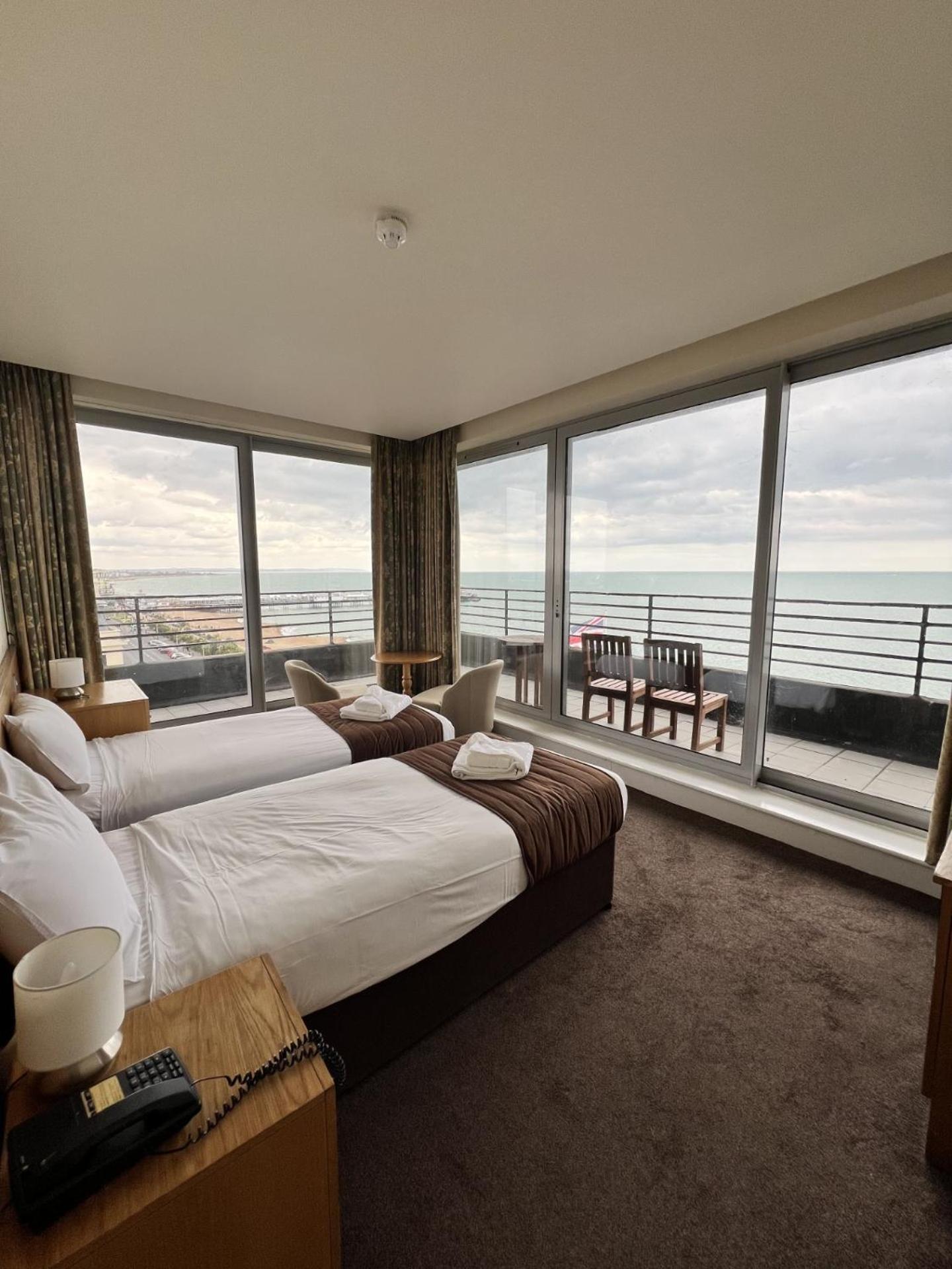 Cavendish Hotel Истбурн Экстерьер фото