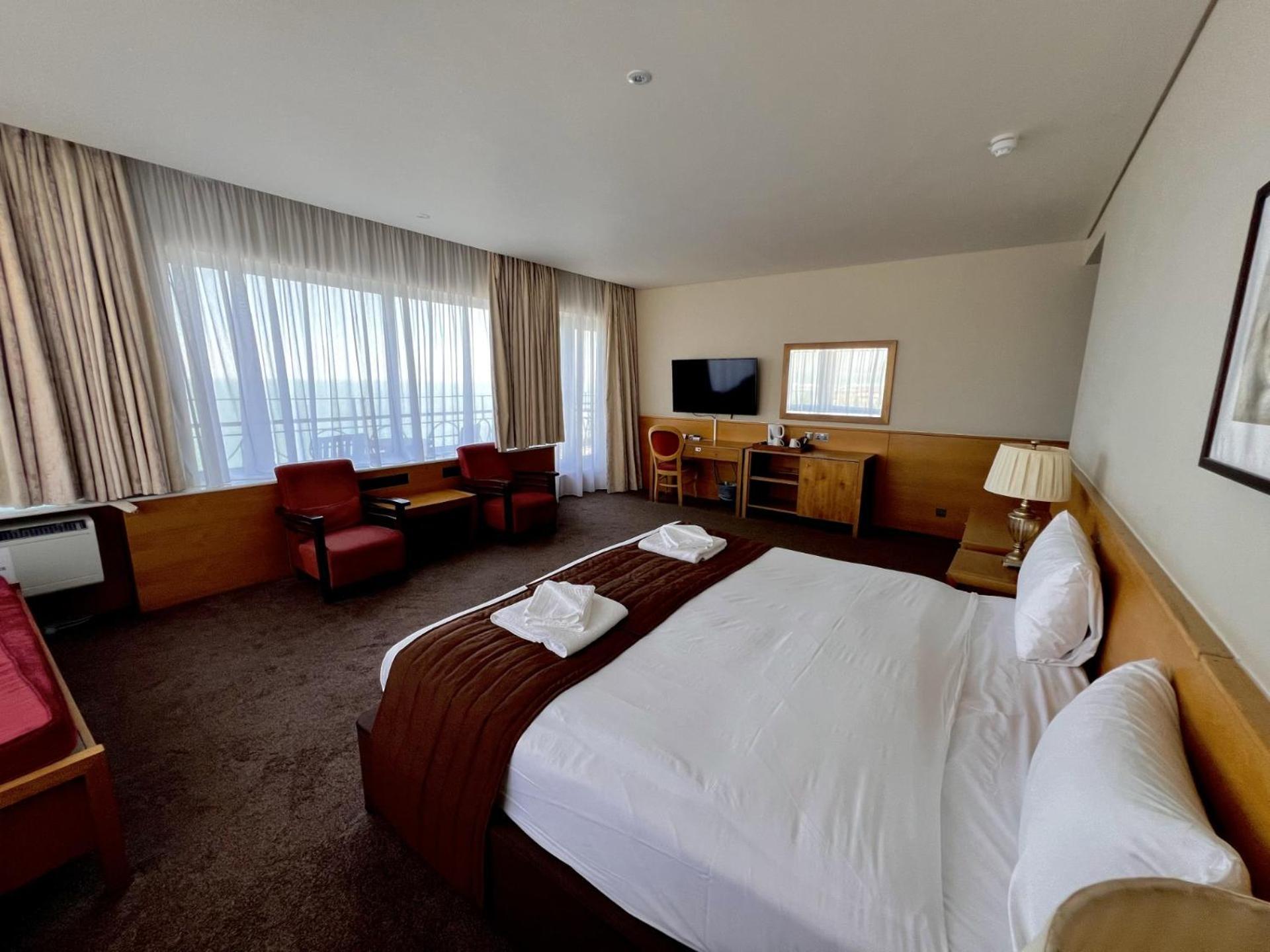 Cavendish Hotel Истбурн Экстерьер фото