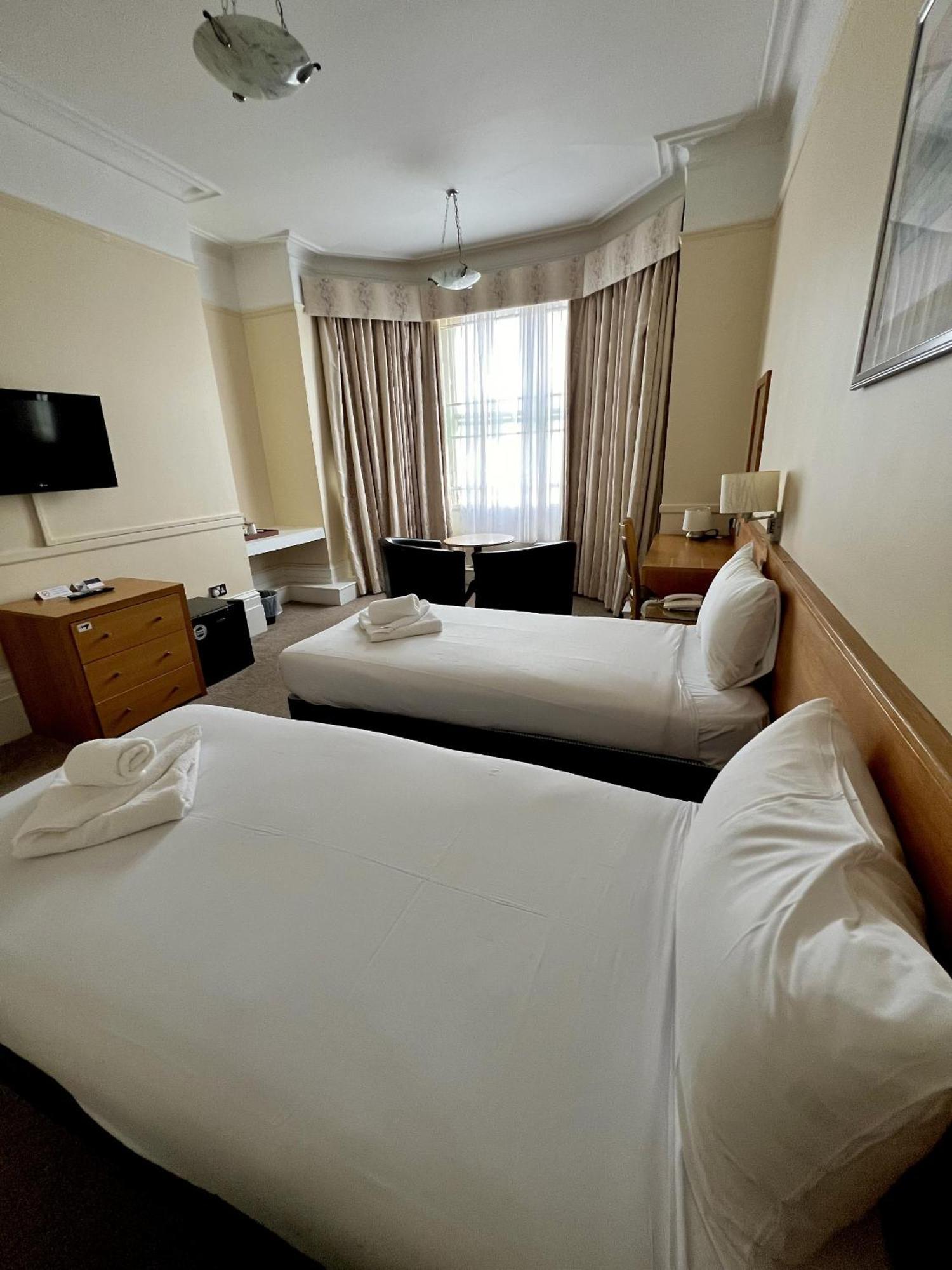 Cavendish Hotel Истбурн Экстерьер фото