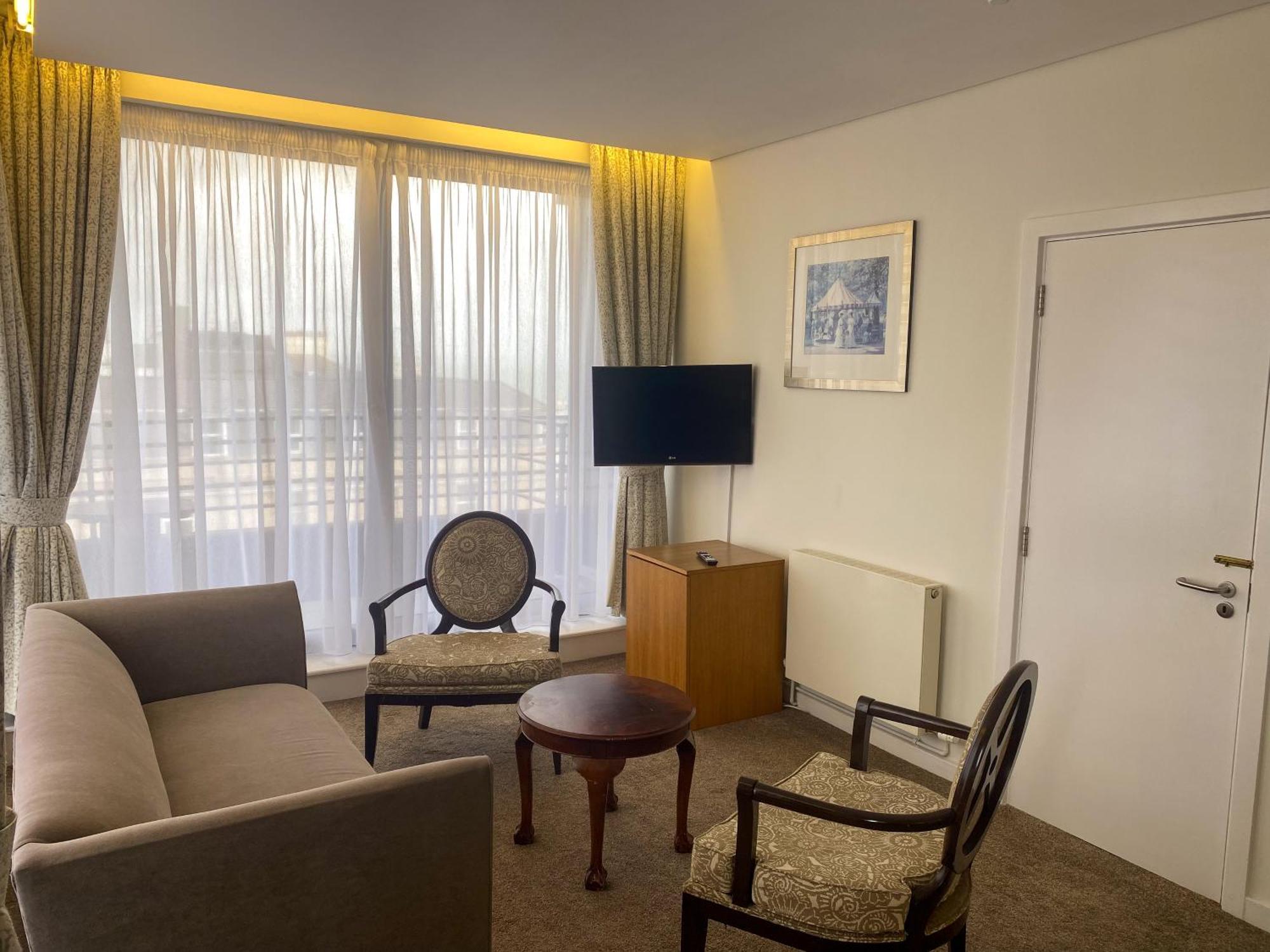 Cavendish Hotel Истбурн Экстерьер фото